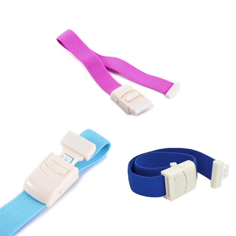 عاصبة مشبك الكبار